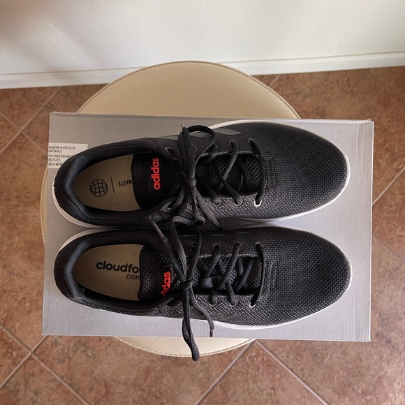 New in Box - Adidas Men’s Black Lite Racer 2.0 Sneakers - Picture 2 of 7